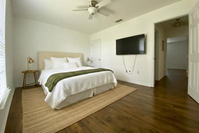 Executive King Suite _m to Ft. Hood_TDYPCSTravel  Main Photo