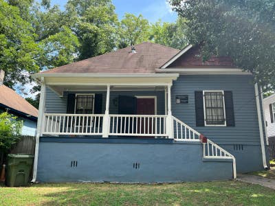 Renovated Student and Intern Room with Utilities  Main Photo