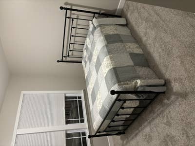 Roommate wanted in private home. Fairly new commun Main Photo