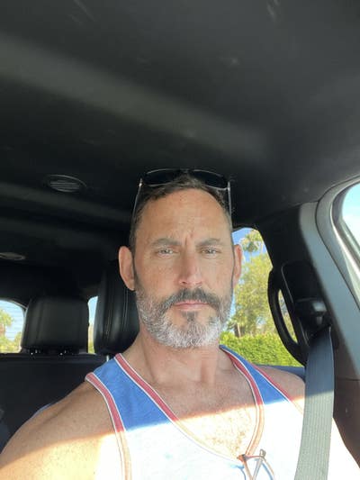 Responsible man looking for Los Angeles room Main Photo