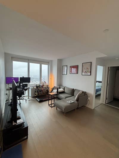 1 Bedroom Lease Takeover  in Jackson Park, LIC Main Photo