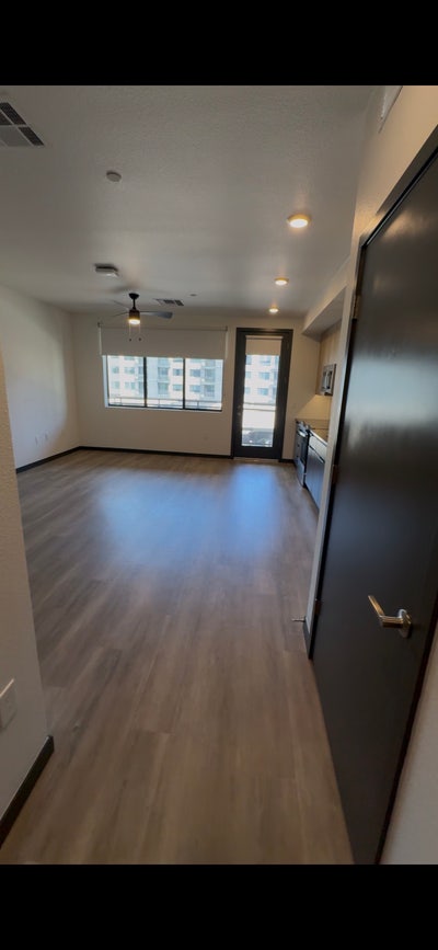 Lease Take Over  Main Photo