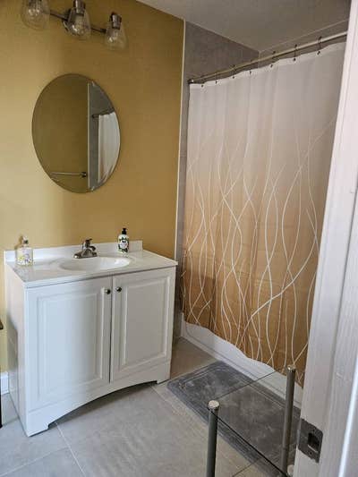 $1,200/mo. Furnished Room Available in SE DC, 3/27 Main Photo