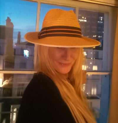 Responsible woman looking for room in LA Main Photo