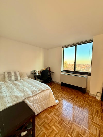 Private Room in 3bd/2ba apt on Roosevelt Island! Main Photo