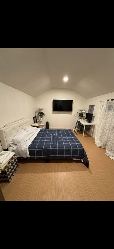 Detached room for rent in Monrovia  Main Photo