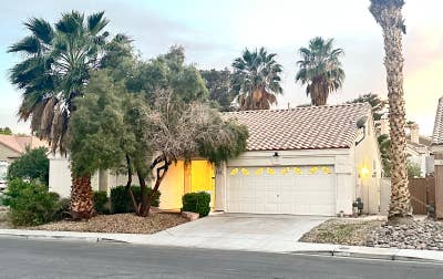 Room for Rent – Safe, Quiet Home in Henderson. Main Photo