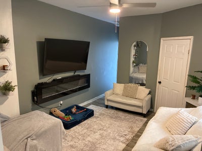 Room for Rent in Williamsburg  Main Photo