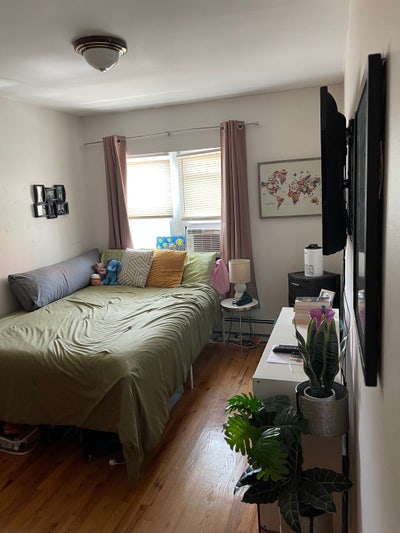 Room for rent  Main Photo