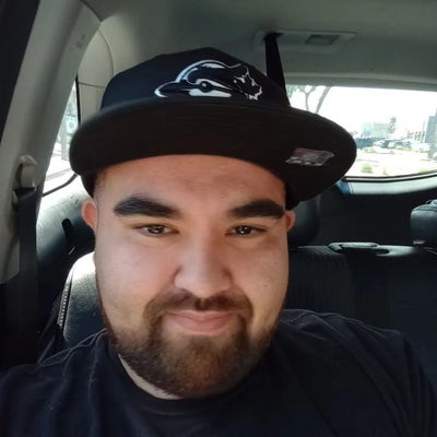 36 year old male looking for a room in LA Main Photo