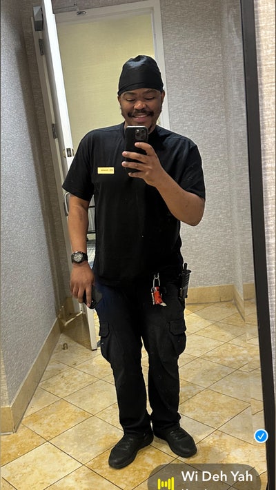 Looking for a roommate  Main Photo