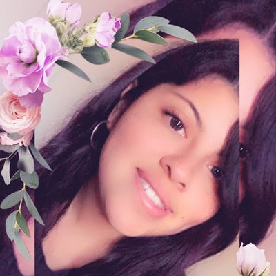 Female student looking for a room in LA area Main Photo