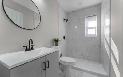 Beautiful Large Room on Separate Floor Main Photo