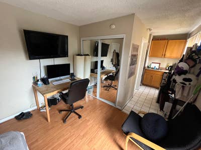 Studio Apartment East Hollywood Main Photo