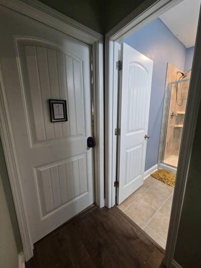 Cozy Living | Spacious Bedroom w Private Full Bath Main Photo