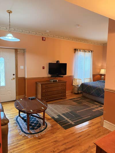 The Victorian Candle Bed and Breakfast Main Photo