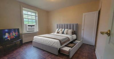 Room for rent in Jackson Heights NY Main Photo