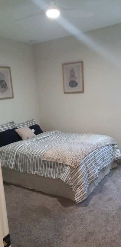 Room for Rent – Private Bath & Garage Entrance Main Photo