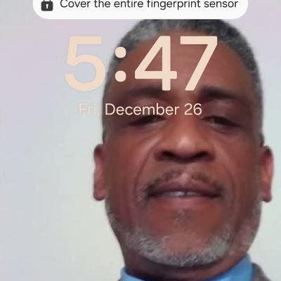 Professional Male seeks a large room Main Photo