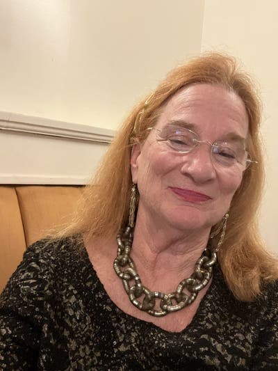 74 year old Female seeks a large room Main Photo