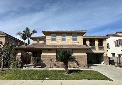 3 rooms in safe, spacious home Main Photo