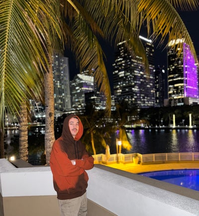 Room wanted in Miami Main Photo