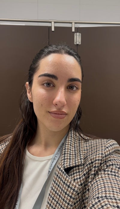 Reliable female with cat needs California room Main Photo