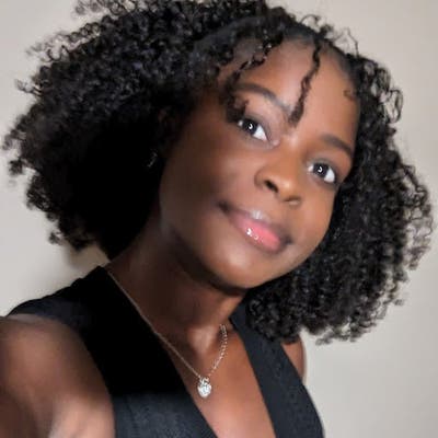 ISO Female Roommate (All-In Budget $1000 Max) Main Photo