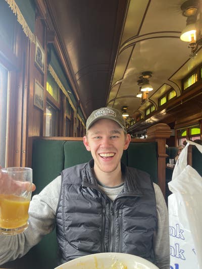 Room wanted in Sacramento Main Photo