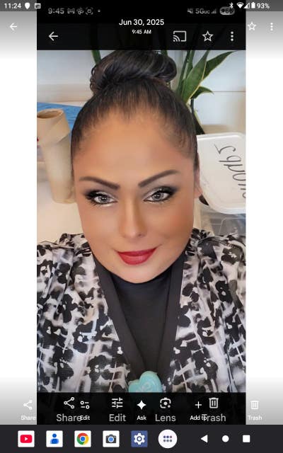 Female looking for a room in Tarzana now Main Photo