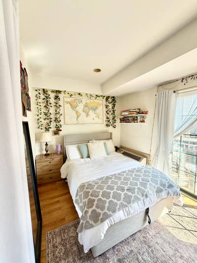 Room in Woodside, Queens (Private Balcony) Main Photo