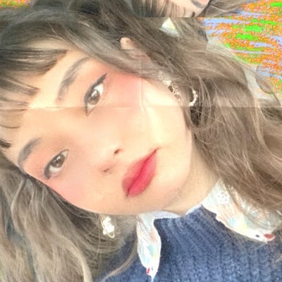 Responsible woman looking for Buena Park room Main Photo