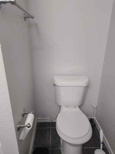 1 Room For Rent Main Photo