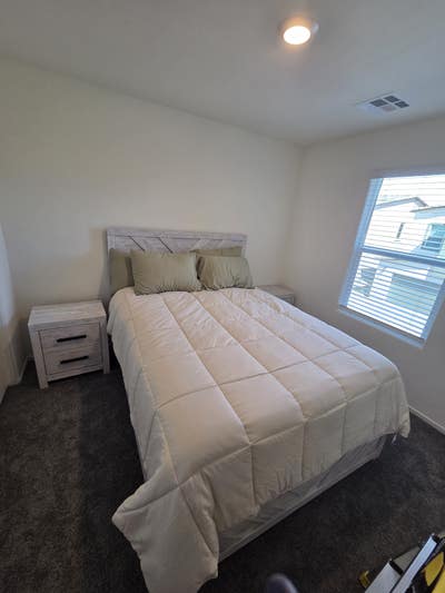 Furnished bedroom with private bath Main Photo