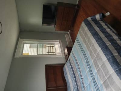 Private Room Near Light Rail & Bus Main Photo