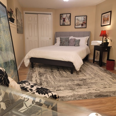 GL Room 2 Main Photo