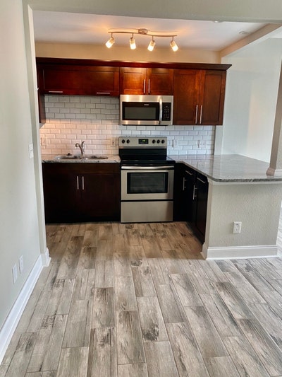 1Bd Newly Renovatedupper Unit No  Flooding!!  Apt. Main Photo