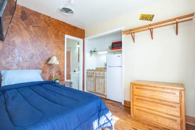 Furnished Studio Apartment Main Photo