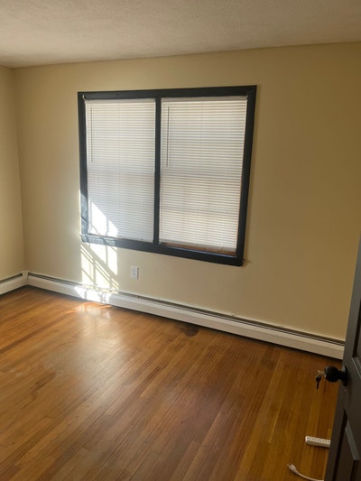 Please Note  Room for Rent  Main Photo