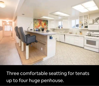 Secured parking in penhouse with respecful mate in Main Photo