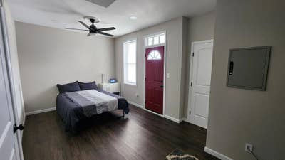 Master Bedroom with balcony and walk_in closet Main Photo