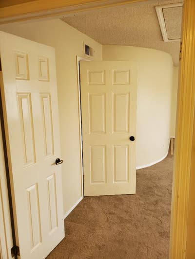 Master BR  studio apartment in nice upscale pool h Main Photo