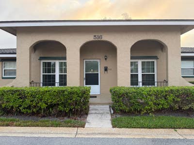 One Bed One Bath Available for Lease in Summit Vil Main Photo