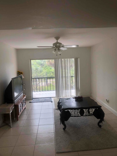 Affordable college student aparment near fau  Main Photo