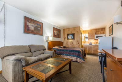 Furnished Studio Apartment Main Photo