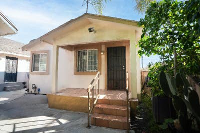 Charming 1 Bed Bath Home in Los Angeles_$mo Main Photo