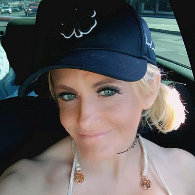 I am looking for A room ASAP with chill roomates Main Photo