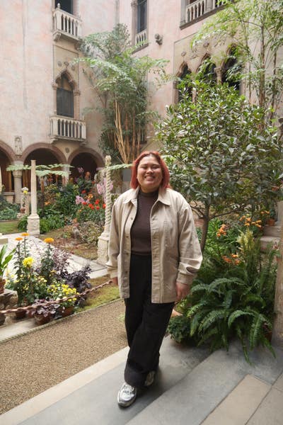 26 year old student looking for a room in LA Main Photo