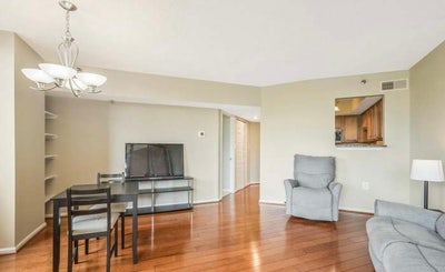 Location, location! Main Photo