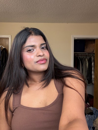 Professional Female seeks a small or large room Main Photo